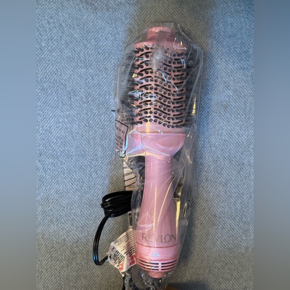 Revlon Pink 10th Anniversary One-Step Volumizer hair drying brush - Picture 3 of 3